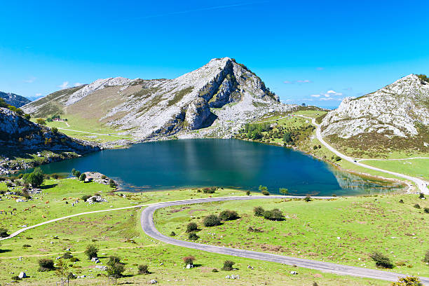 lake-enol-lakes-of-covadonga-asturias-spain[1].jpg